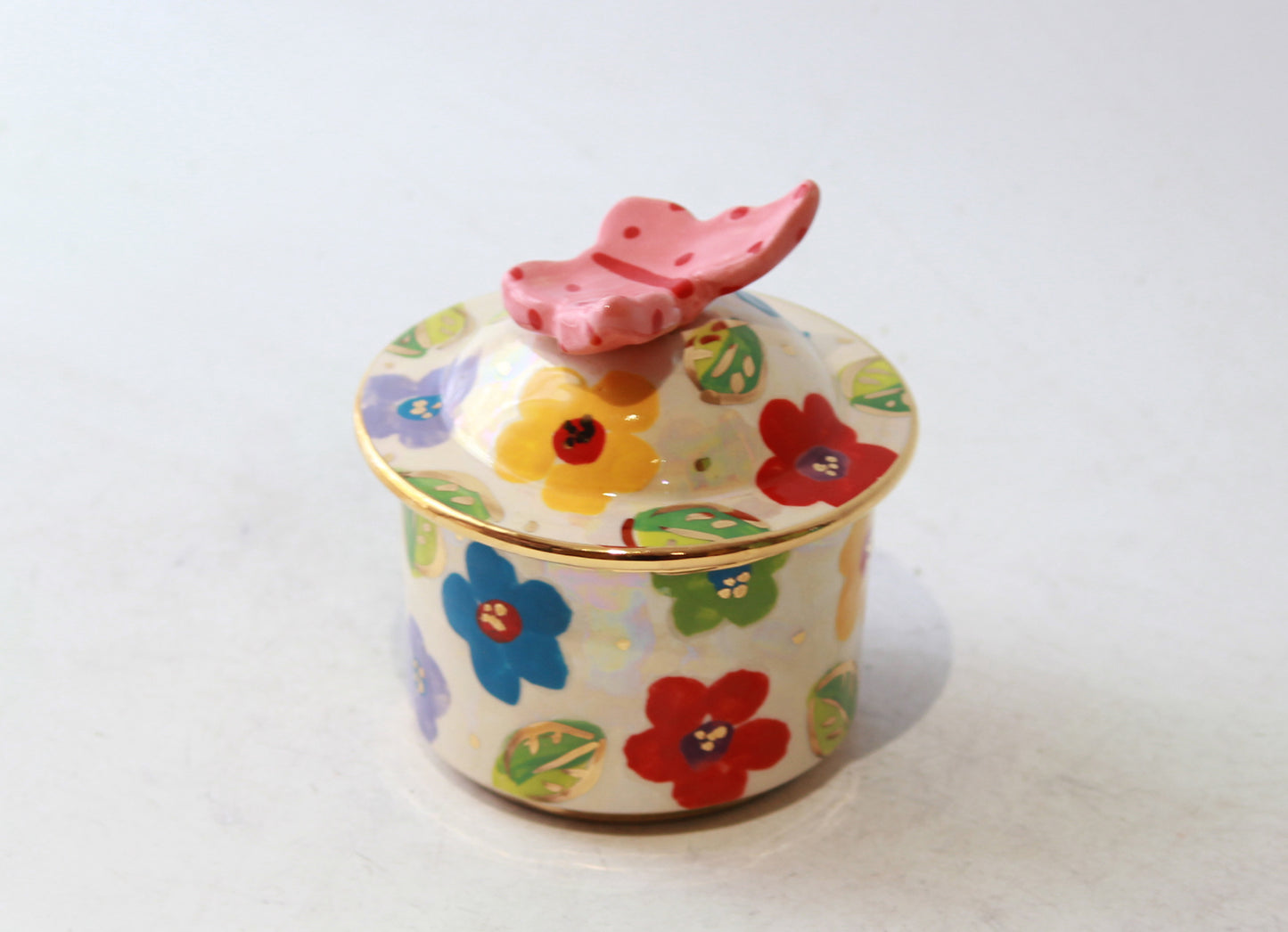Tiny Pot with Butterfly