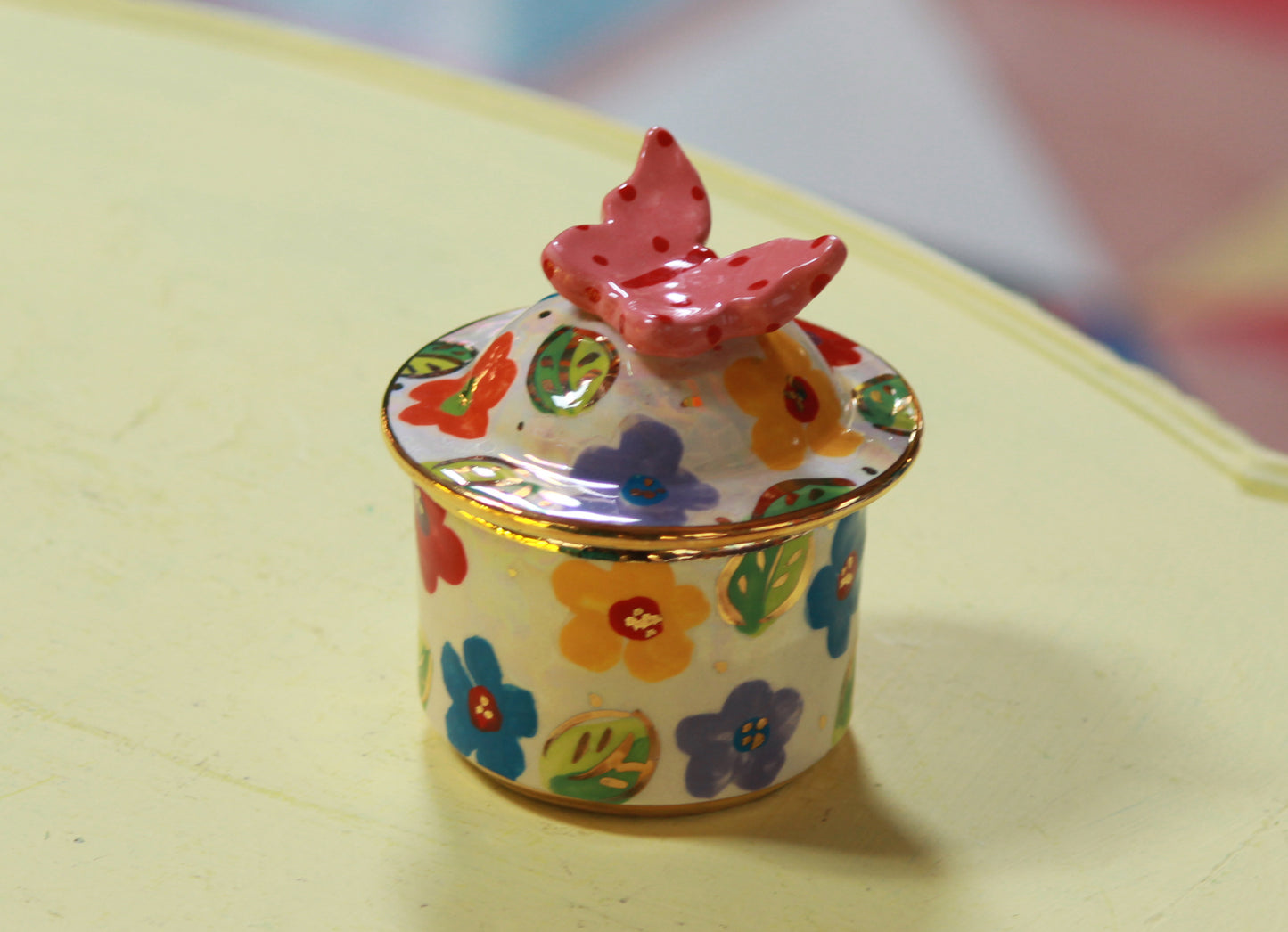 Tiny Pot with Butterfly