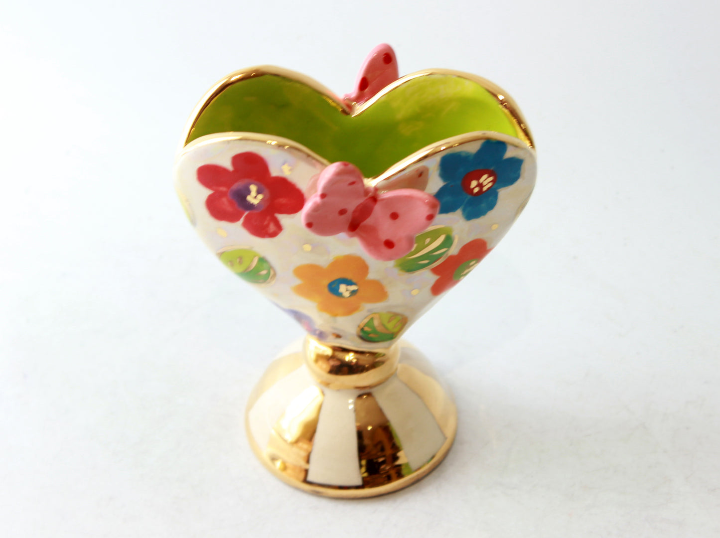 Baby Heart Vase with Butterflies and Daisies