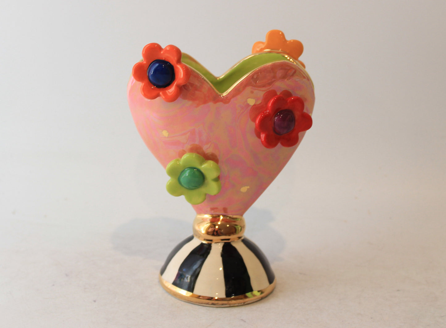 Daisy Studded Baby Heart Vase Pink