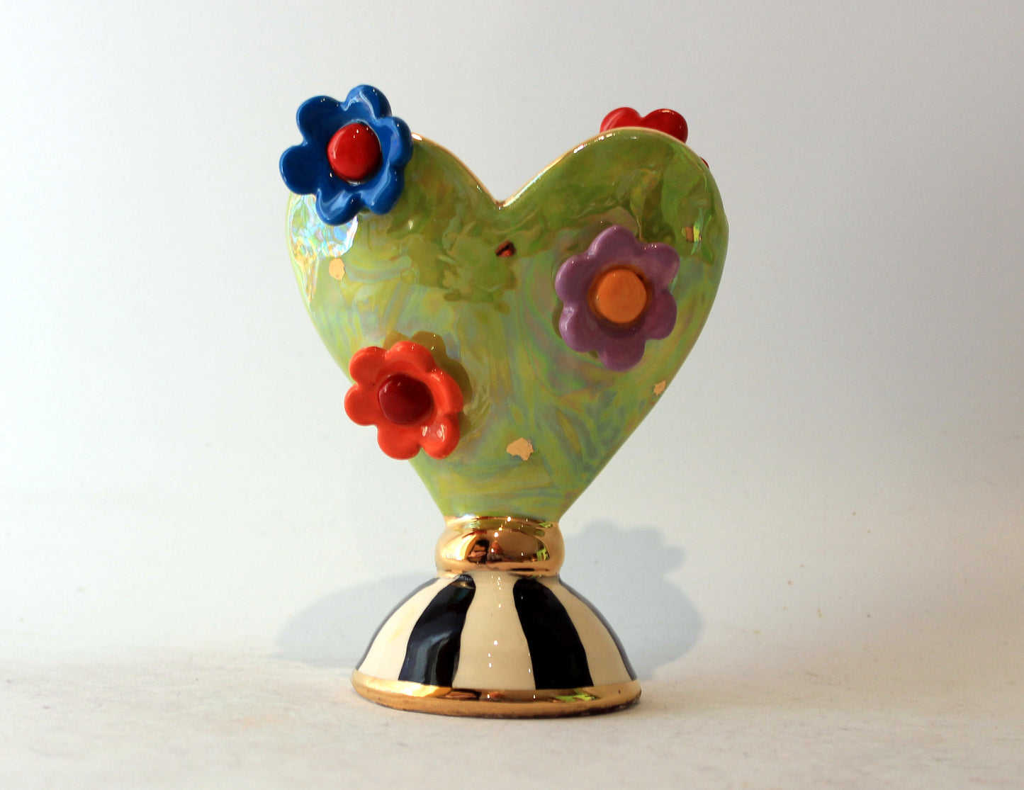 Daisy Studded Baby Heart Vase Green