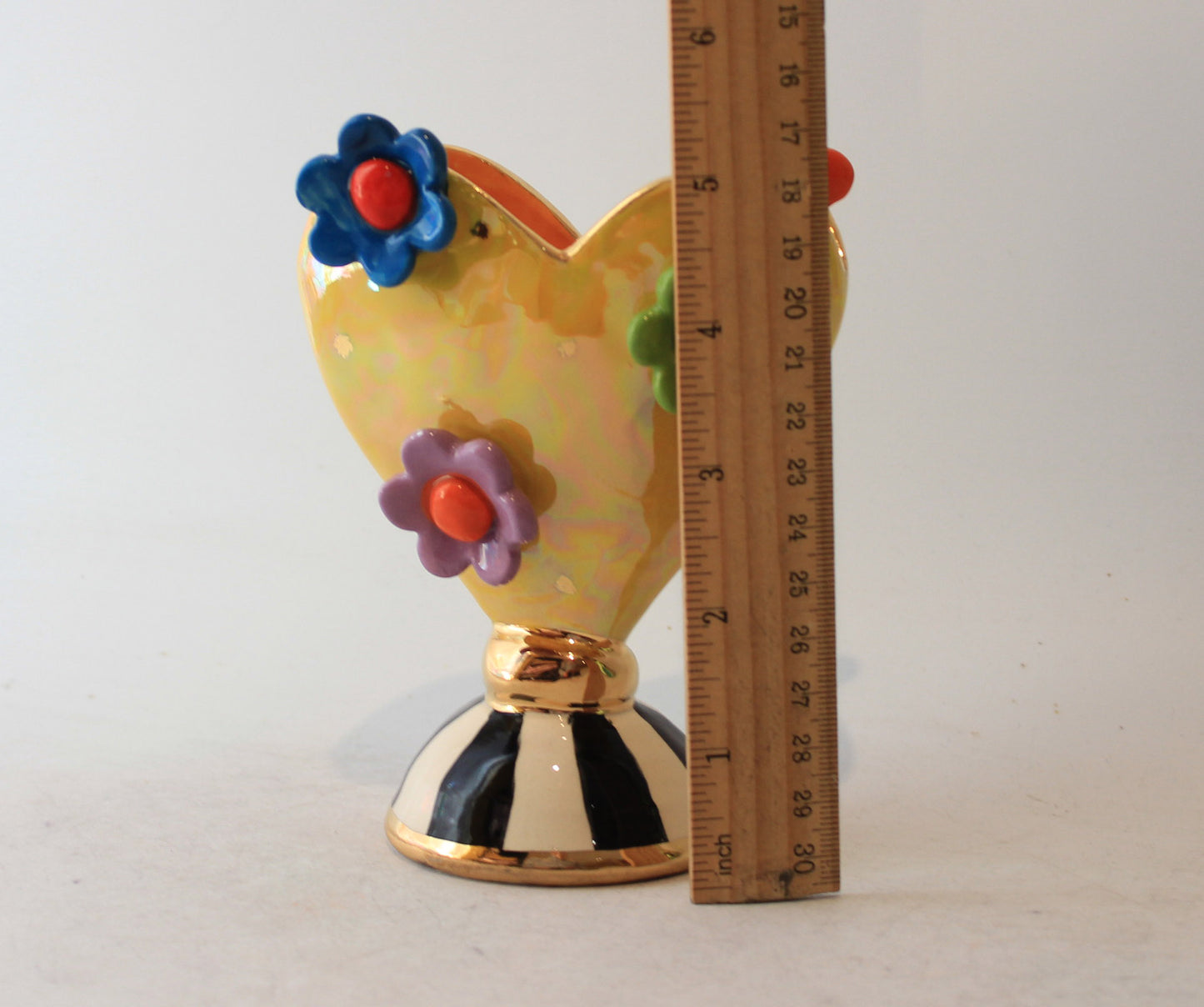 Daisy Studded Baby Heart Vase Yellow