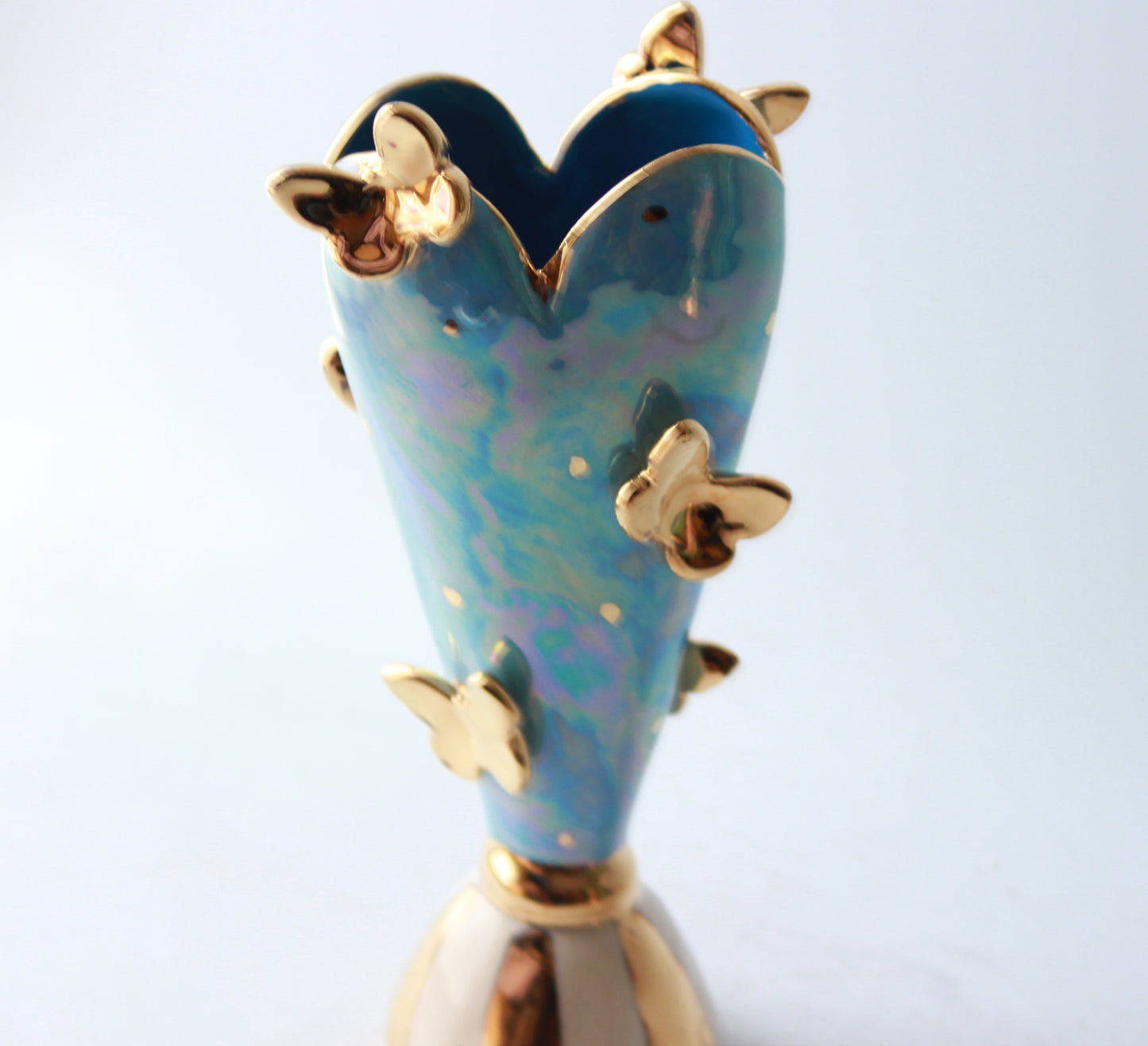 Butterfly Studded Tiny Heart Vase Iridescent Blue