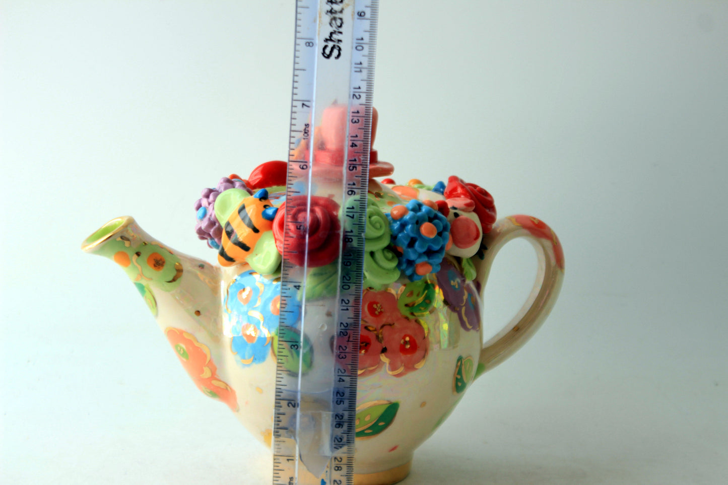 Mad Hatters Teapot Petit Fleur