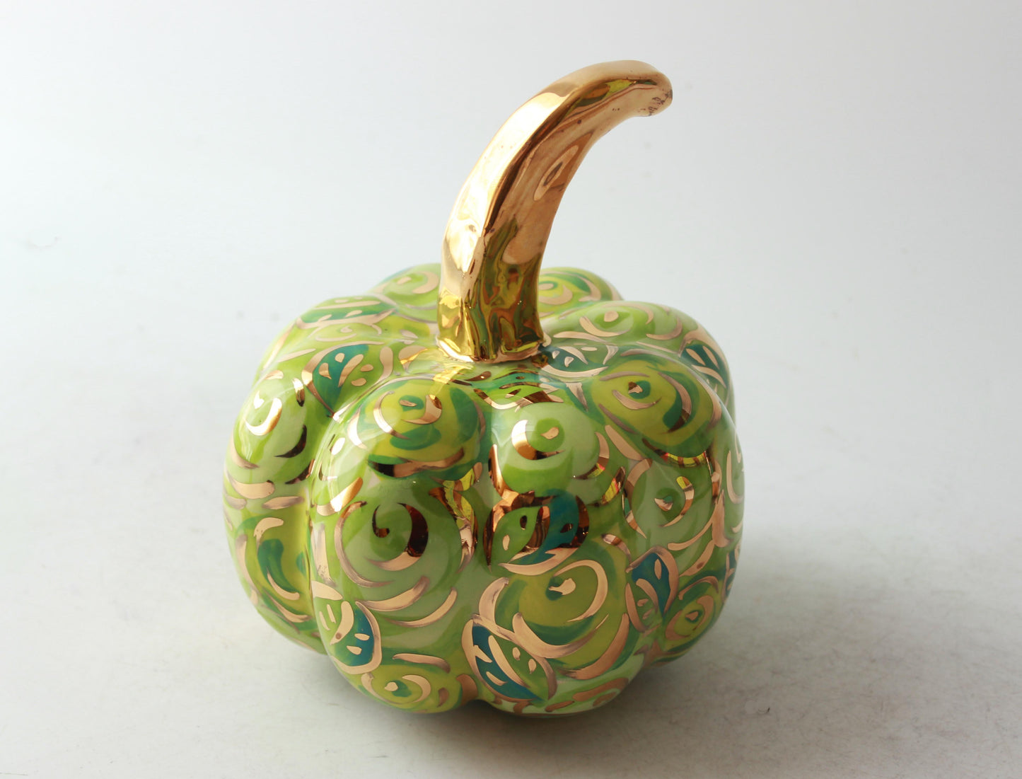 Small Pumpkin Green Rosebush