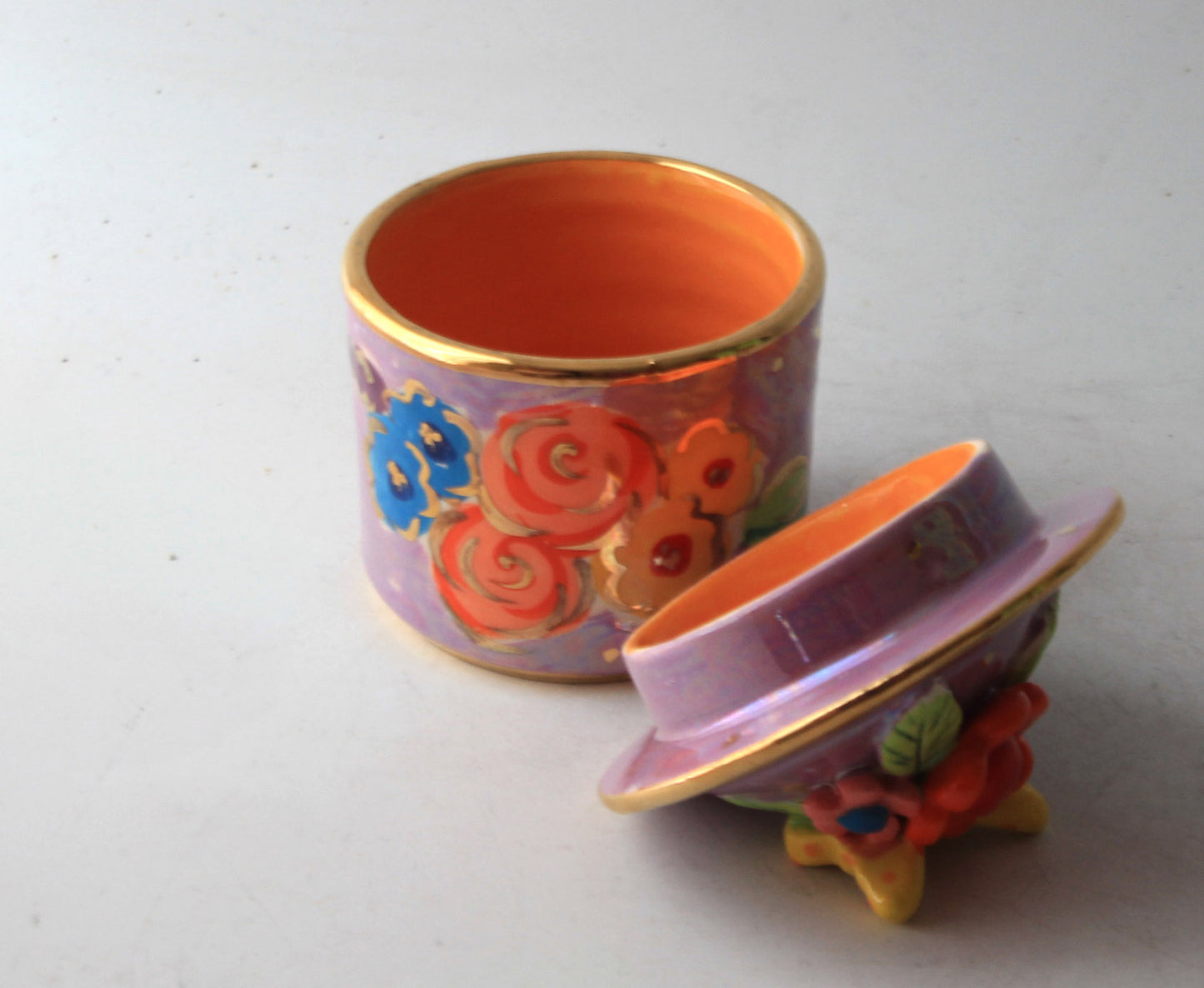 Tiny Lidded Pot with Butterfly and Daisies