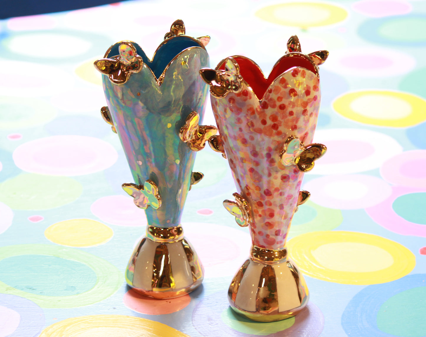 Butterfly Studded Tiny Heart Vase Reddish Confetti