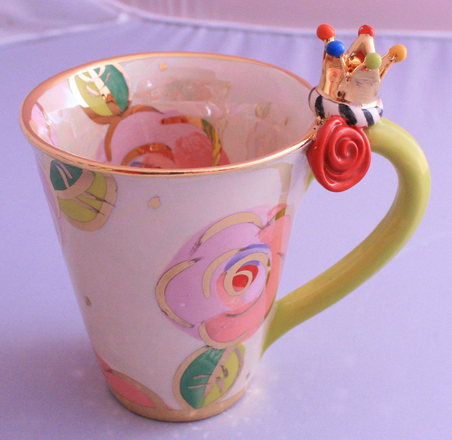 Crown Mug Pale Roses Pink - MaryRoseYoung