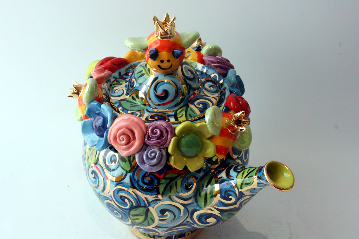 Bee Teapot Blue Rosebush - MaryRoseYoung