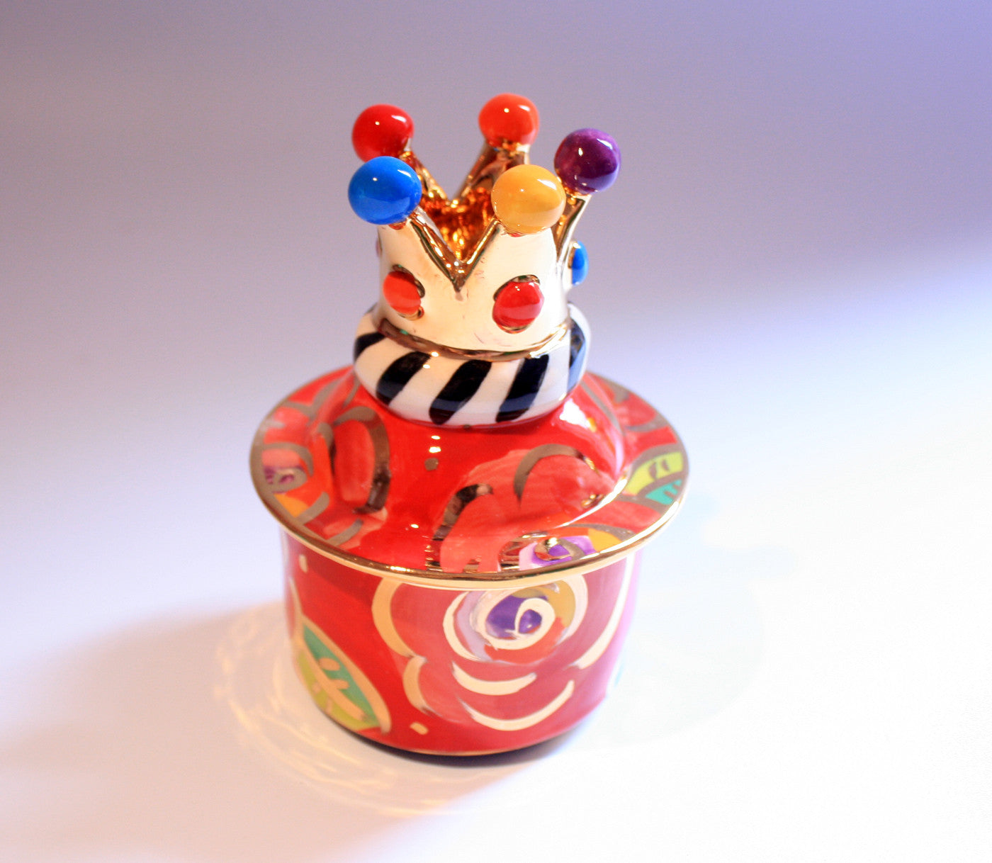 Tiny Crown Lidded Pot Roses on Red - MaryRoseYoung