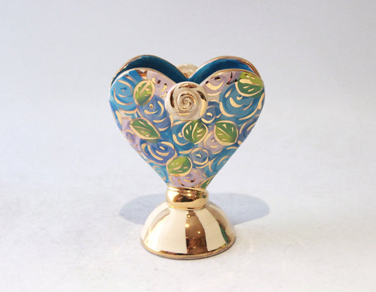 Baby Heart Vase in Blue Rosebush