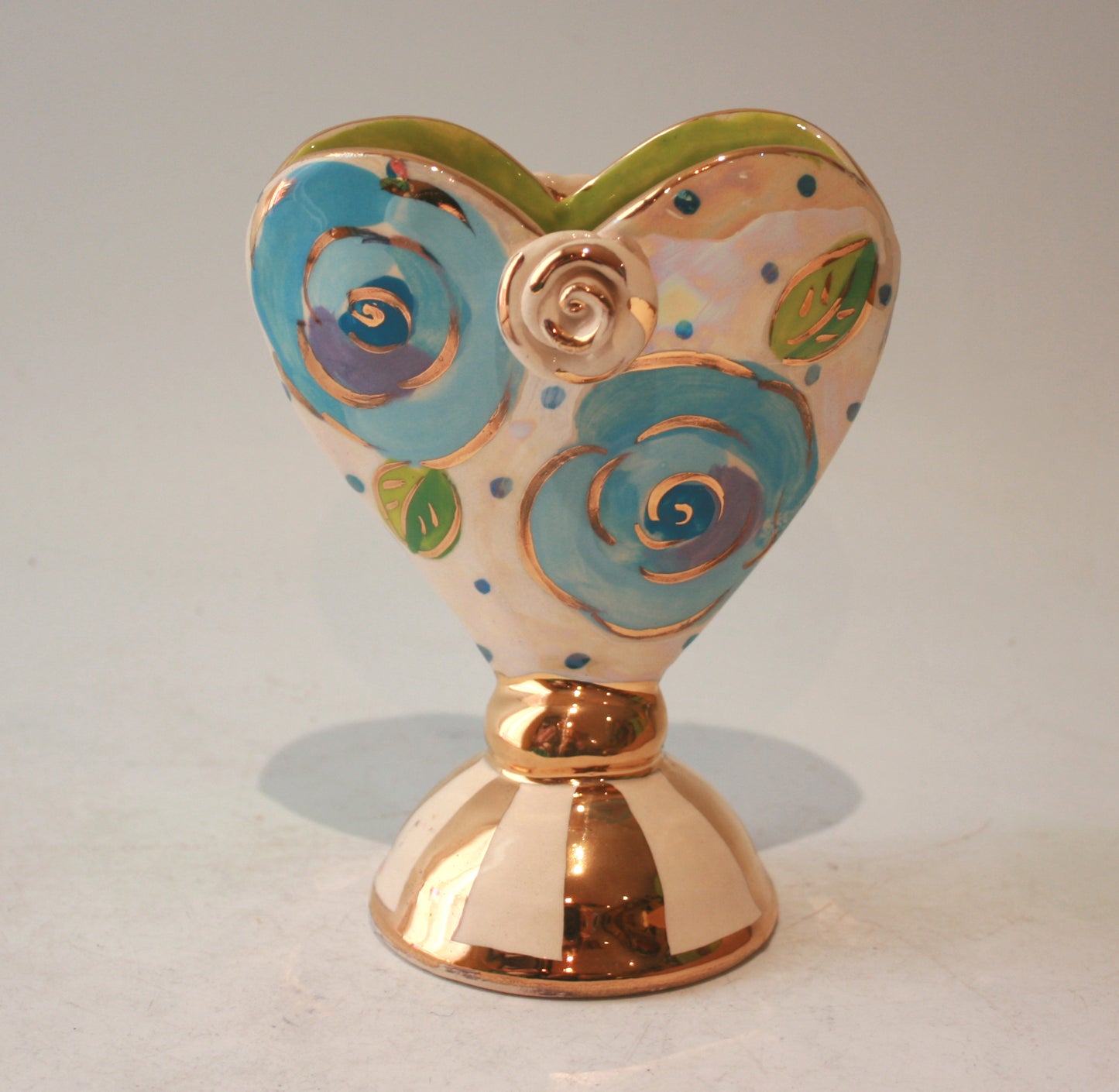 Baby Heart Vase in Gold New Rose on Blue Dots