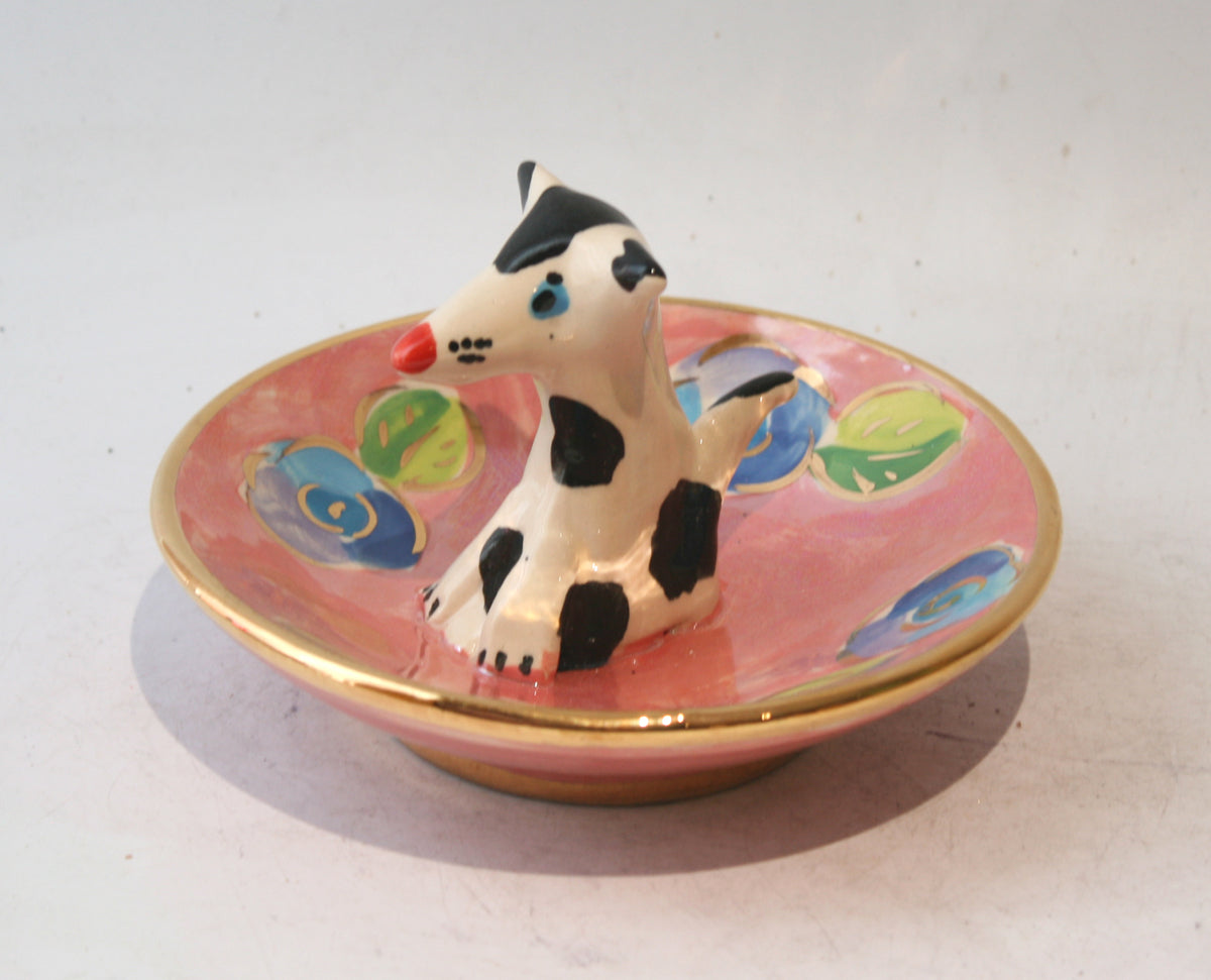 Saucer with Dog in Gold New Rose on Pink