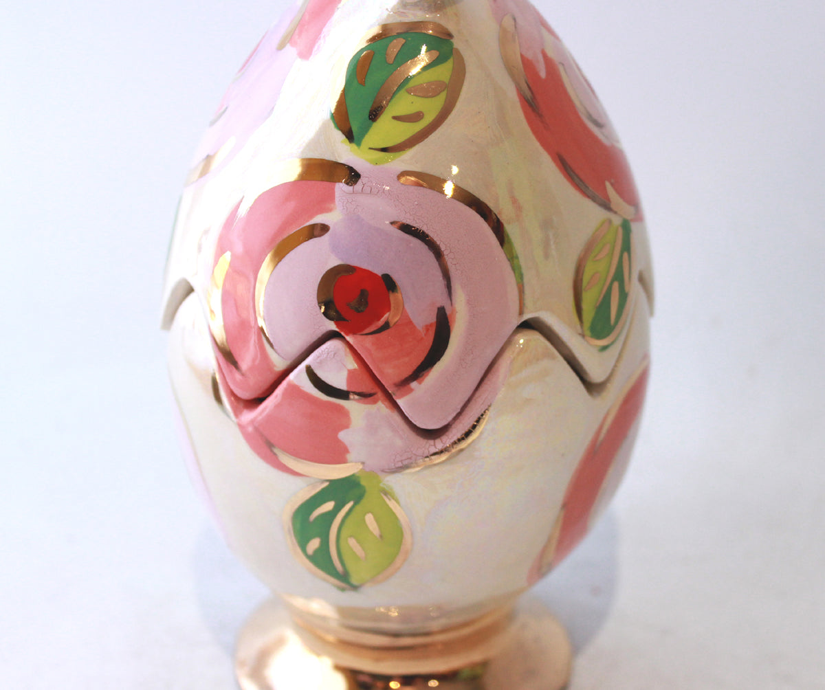 Easter Egg with Ears in Gold New Rose