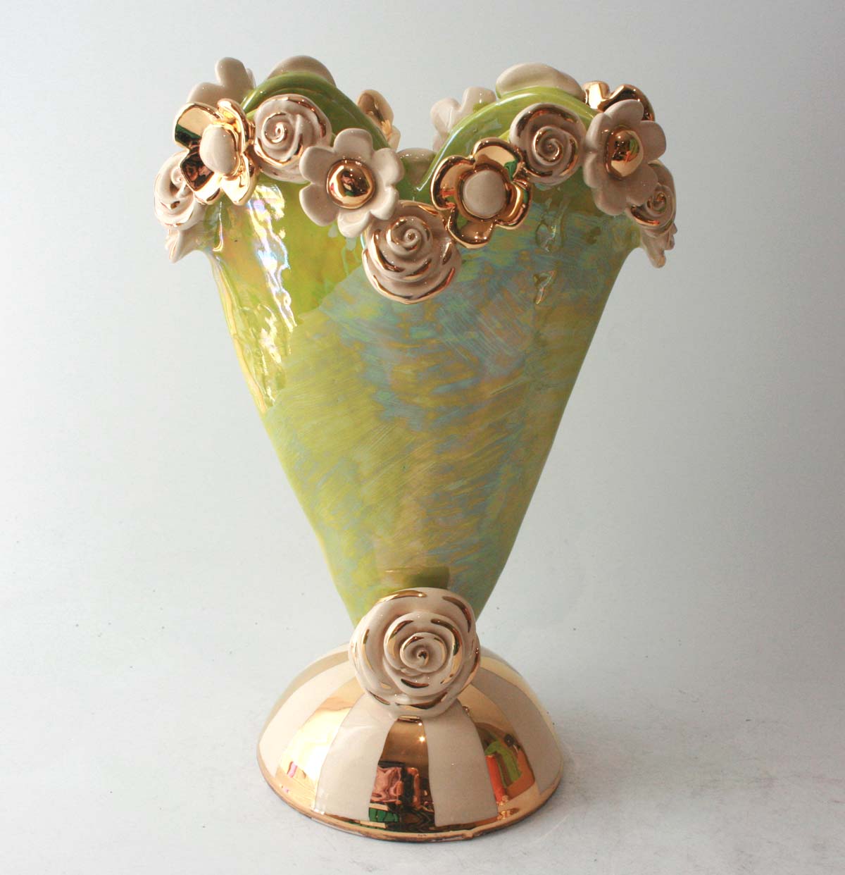 Medium Multiflower Encrusted Heart Vase in Iridescent Green