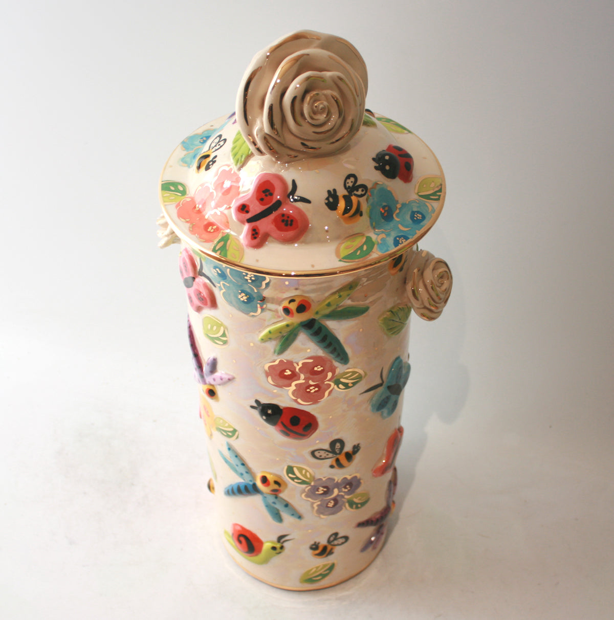 Pasta Jar in Bugs