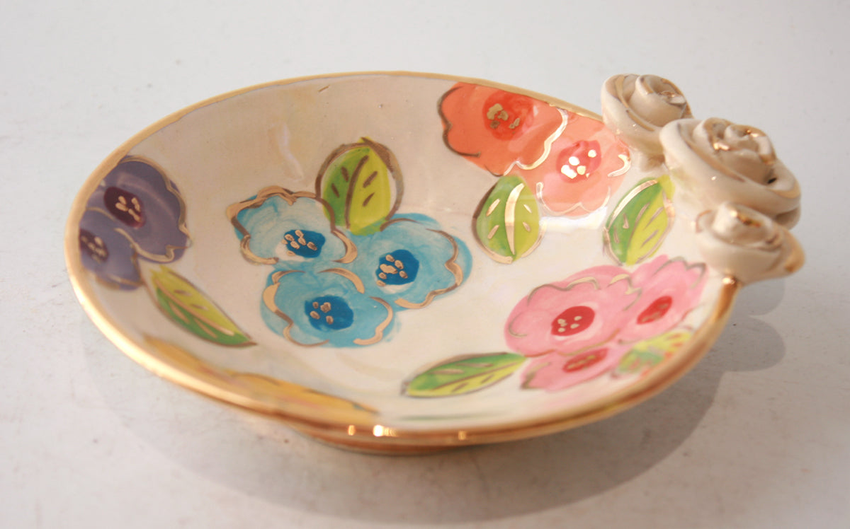 Rose Saucer in Petit Fleur
