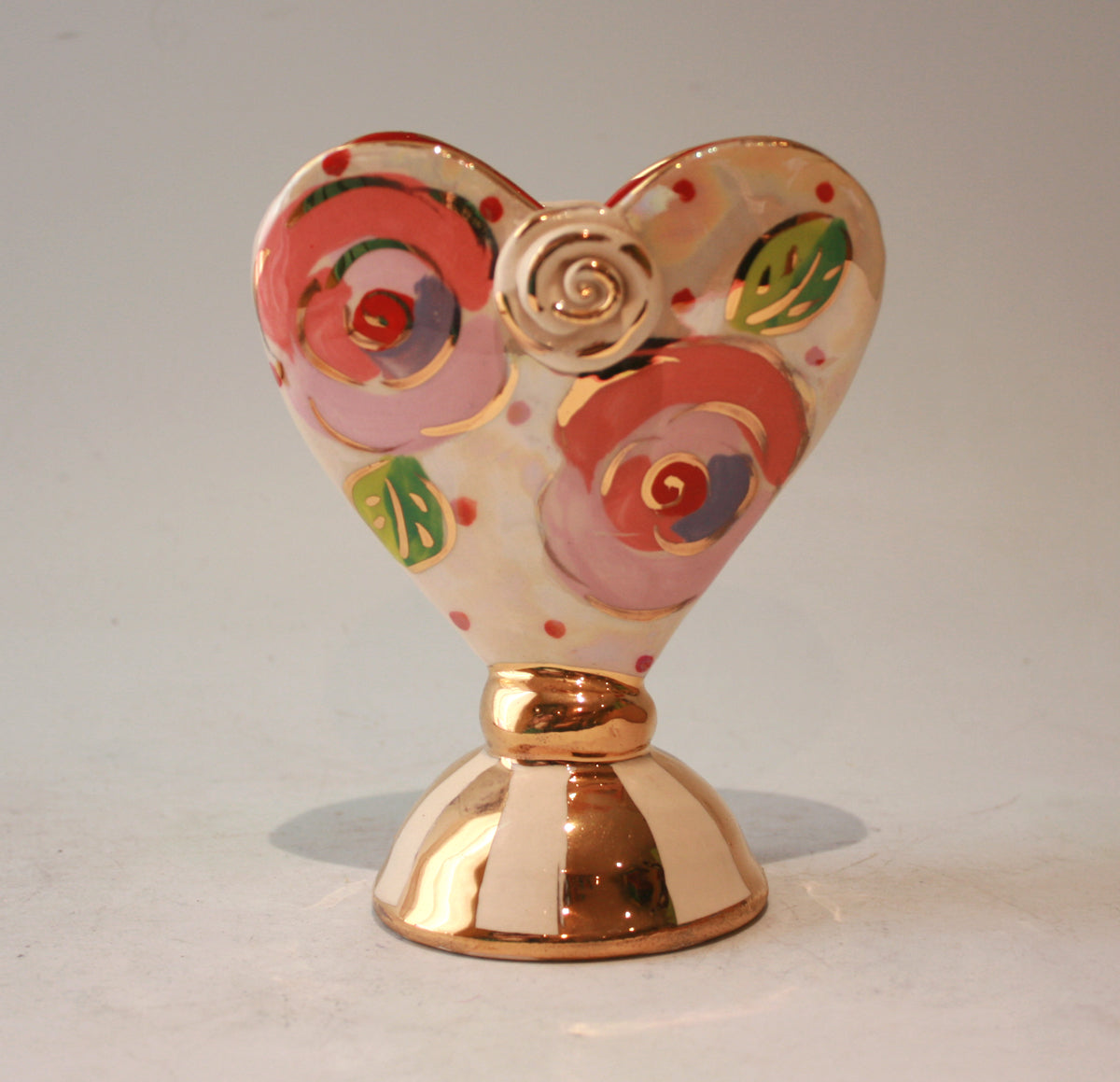 Baby Heart Vase in Gold New Rose on Pink Dots