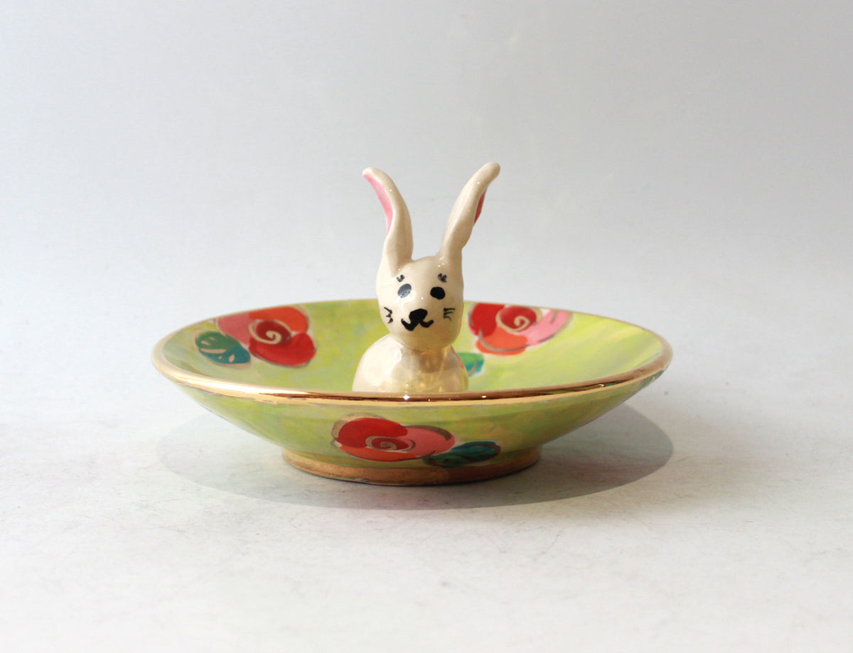 Saucer with Rabbit in Gold New Rose on Green