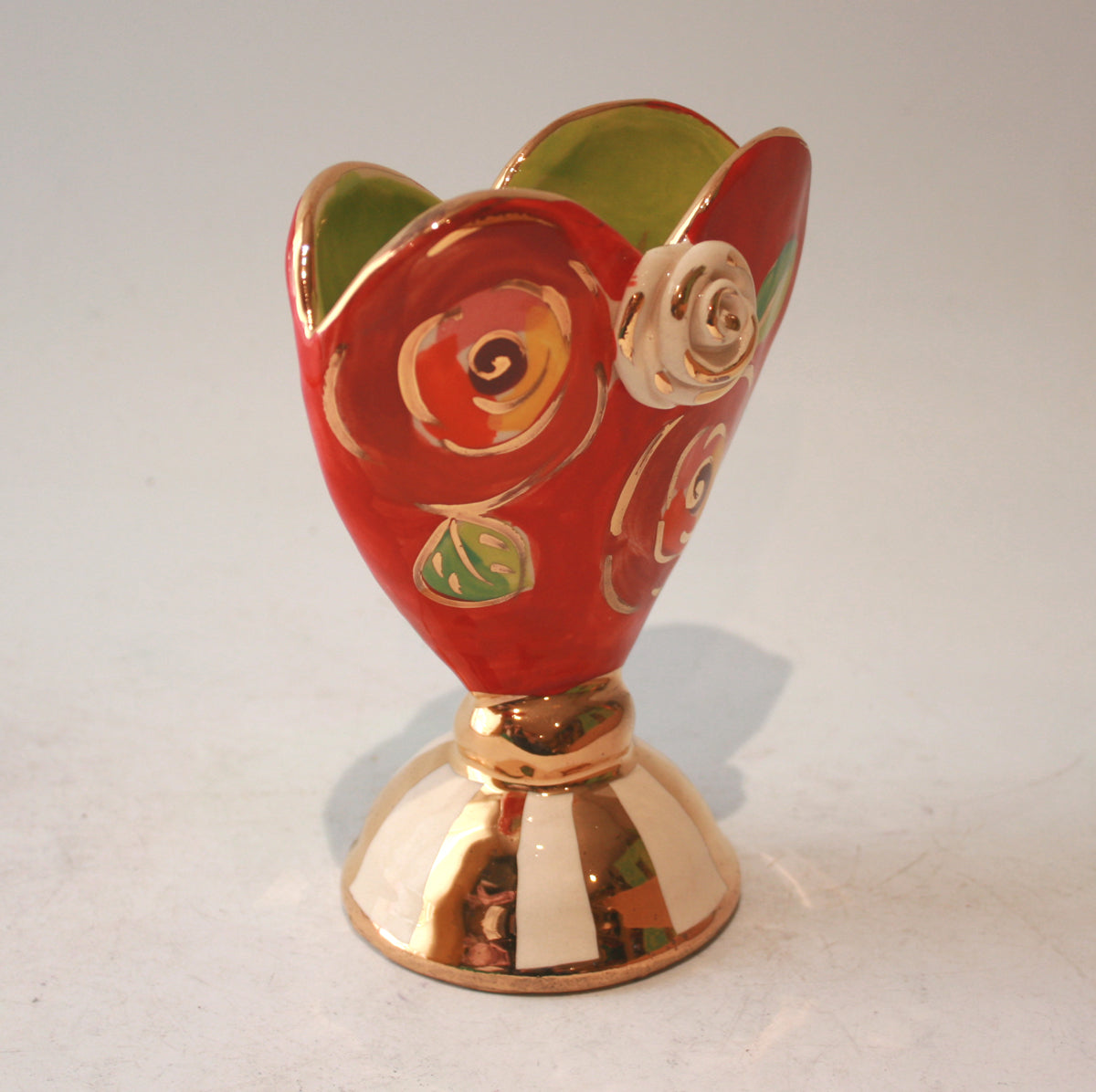 Baby Heart Vase in New Red New Rose