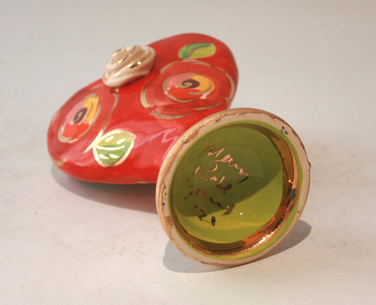 Baby Heart Vase in New Red New Rose