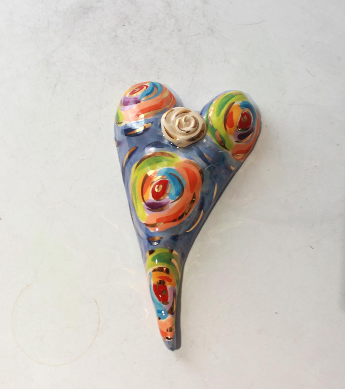 Curly Wall Hanging Heart in Swirls