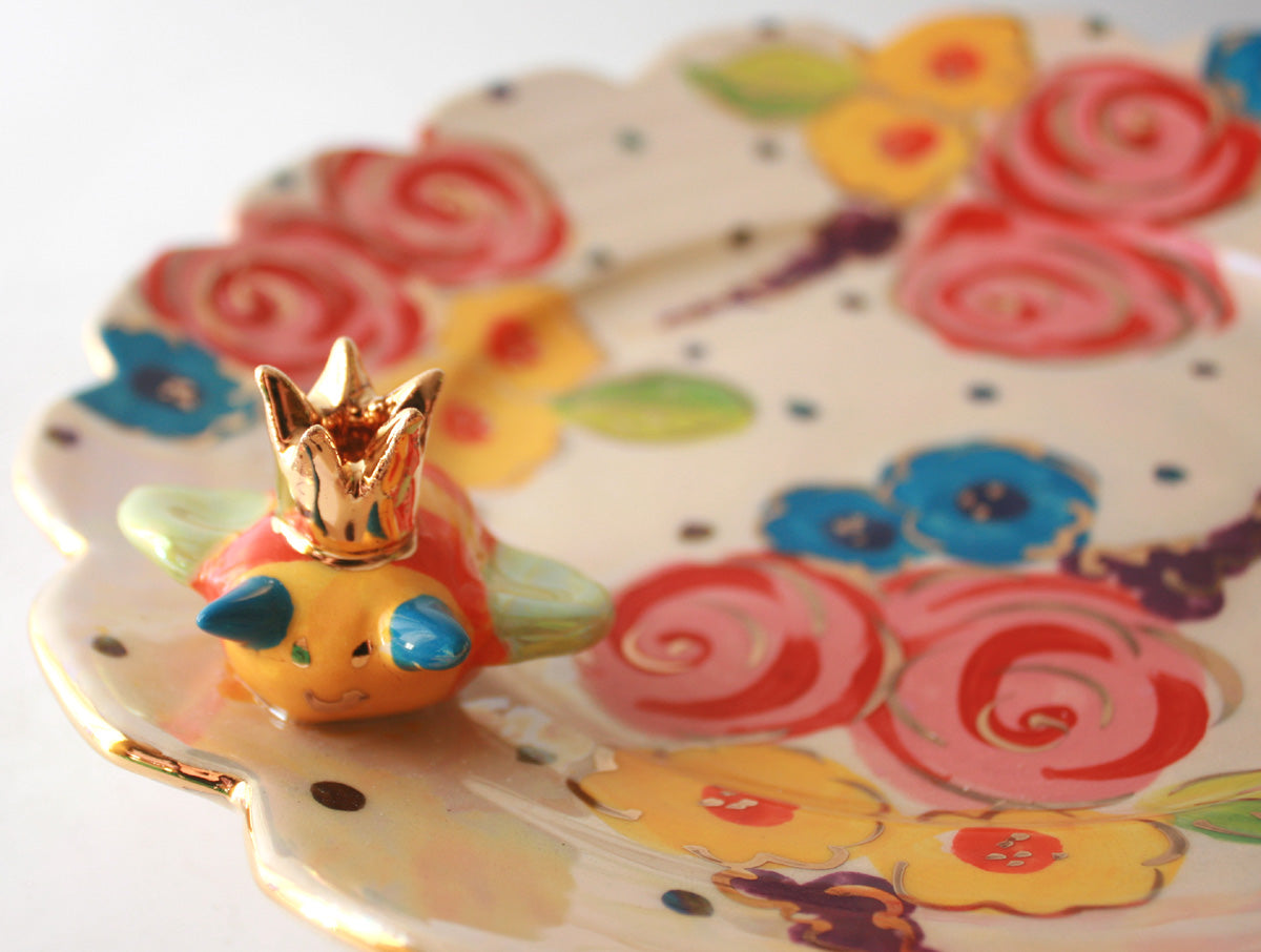 Fluted Display Plate in Vintage Floral