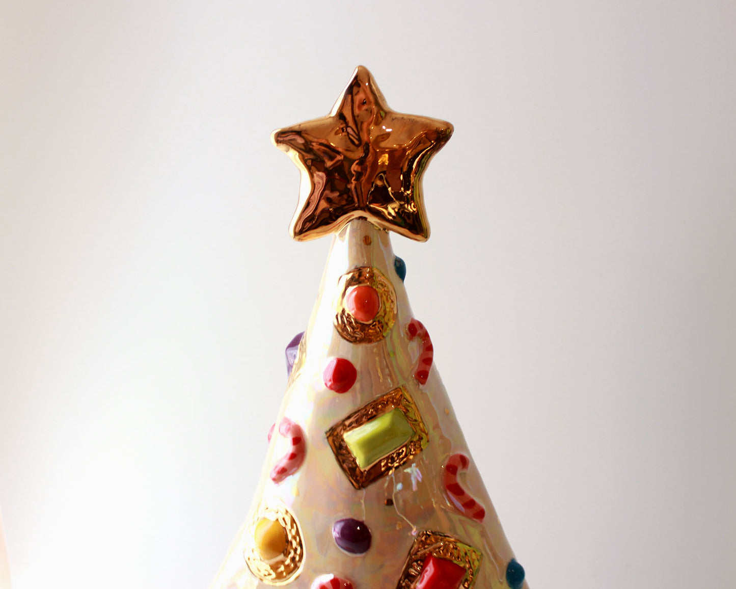 Large Jewelled Christmas Tree in Shimmering White with Star