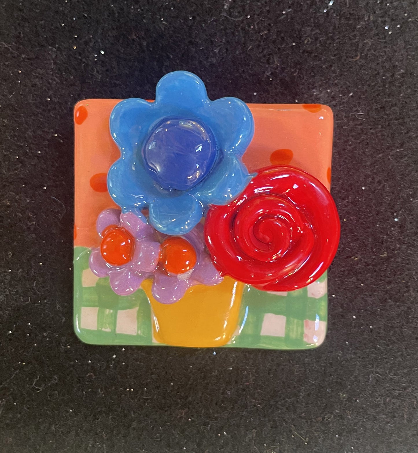 Brooch with Peach and Green background