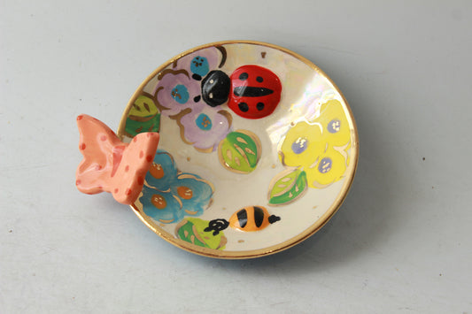 Bugs Saucer with Butterfly