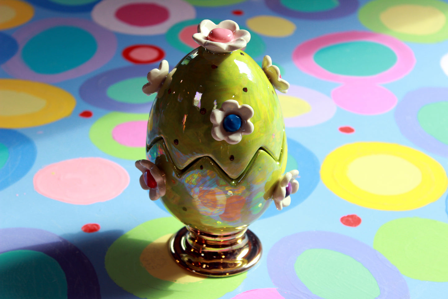 Daisy Studded Easter Egg Green