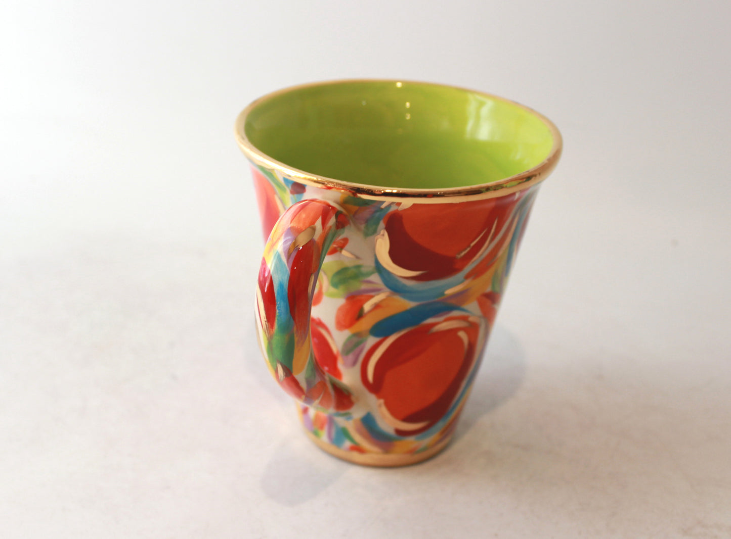 New Shape Large Mug Egg Design