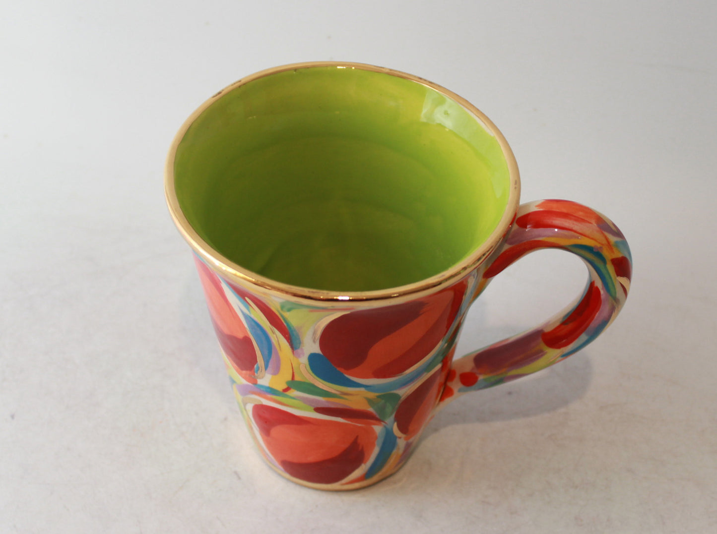 New Shape Large Mug Egg Design