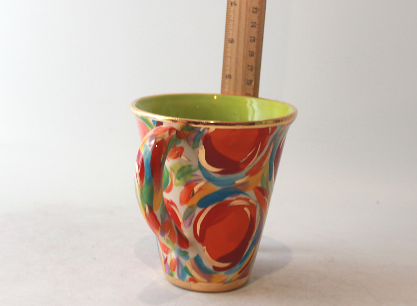 New Shape Large Mug Egg Design