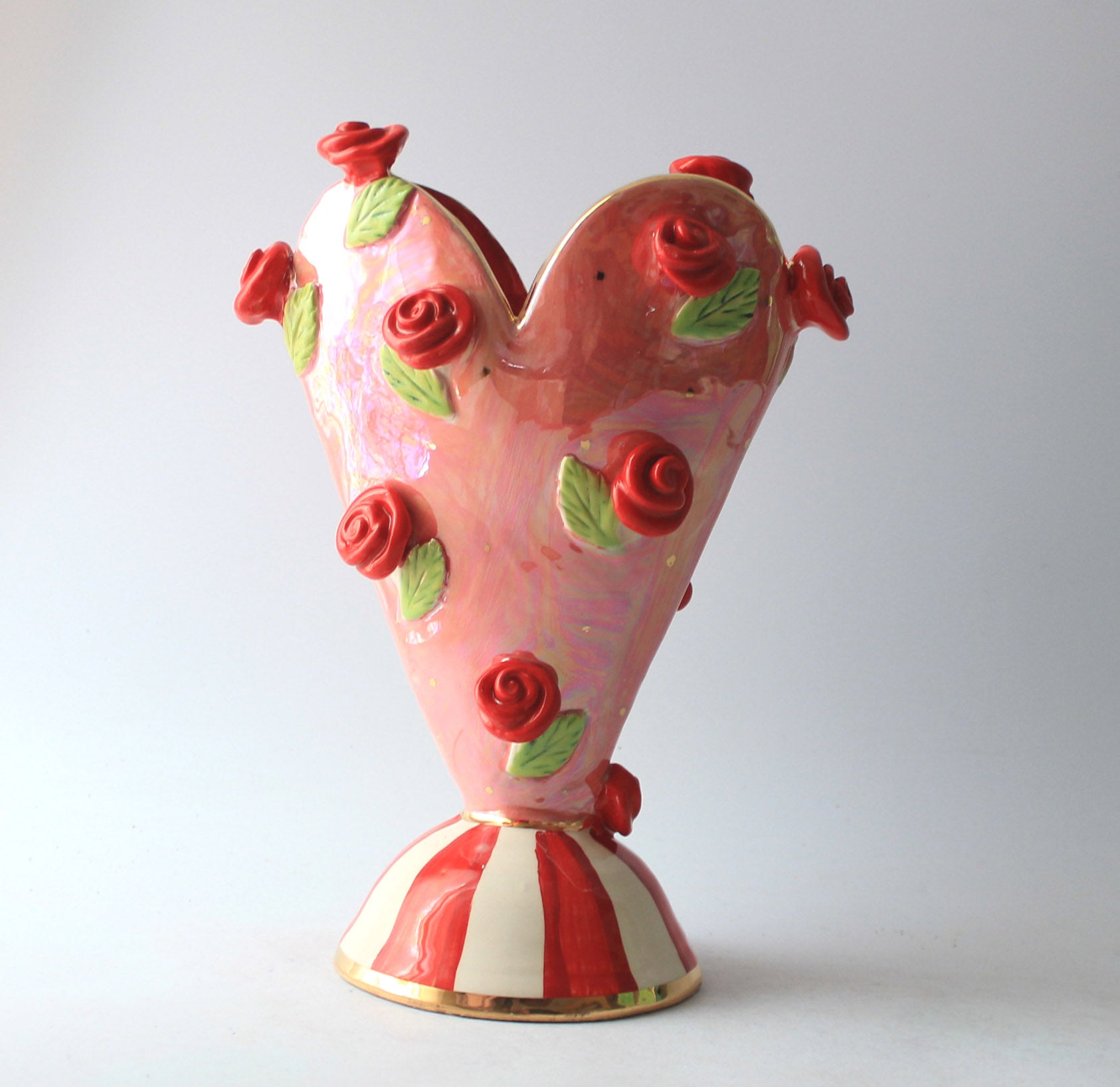Small Rose Studded Heart Vase Reds and Pinks - MaryRoseYoung