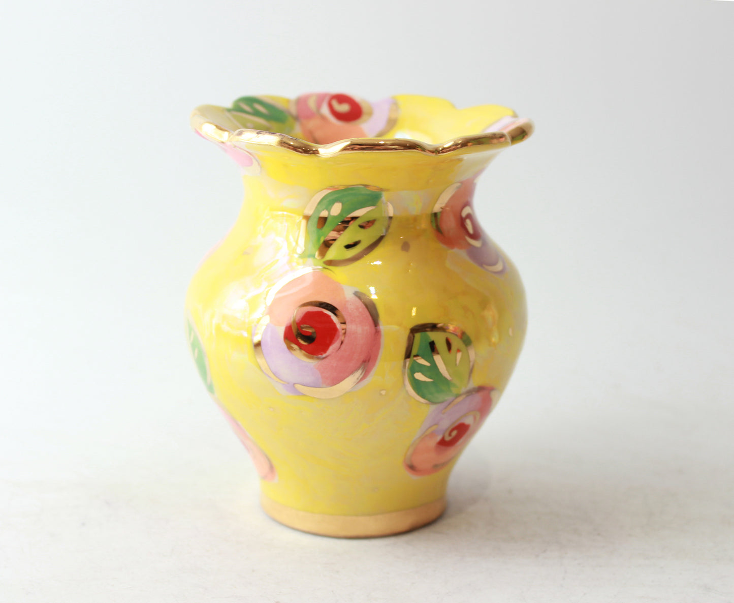 Posy Vase with Fluted Rim
