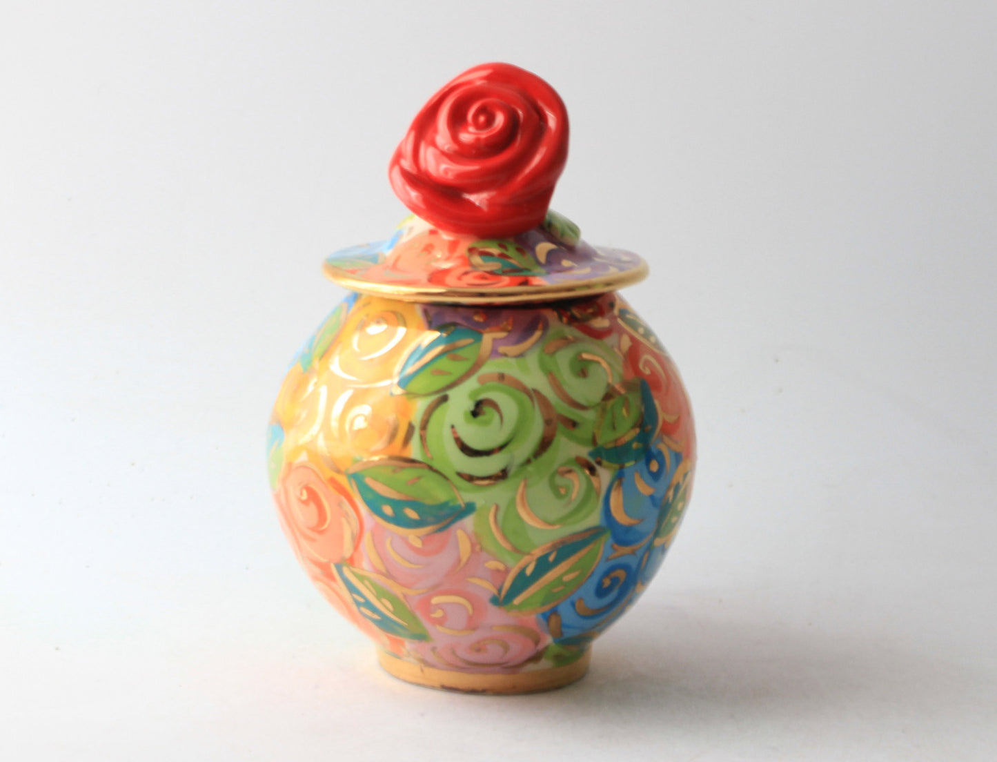 Tiny Lidded Pot Pastel Rosebush