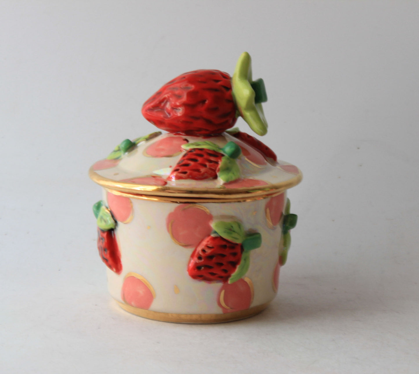 Tiny Strawberry Pot Dots