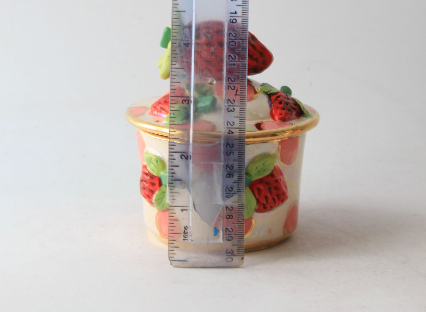 Tiny Strawberry Pot Dots