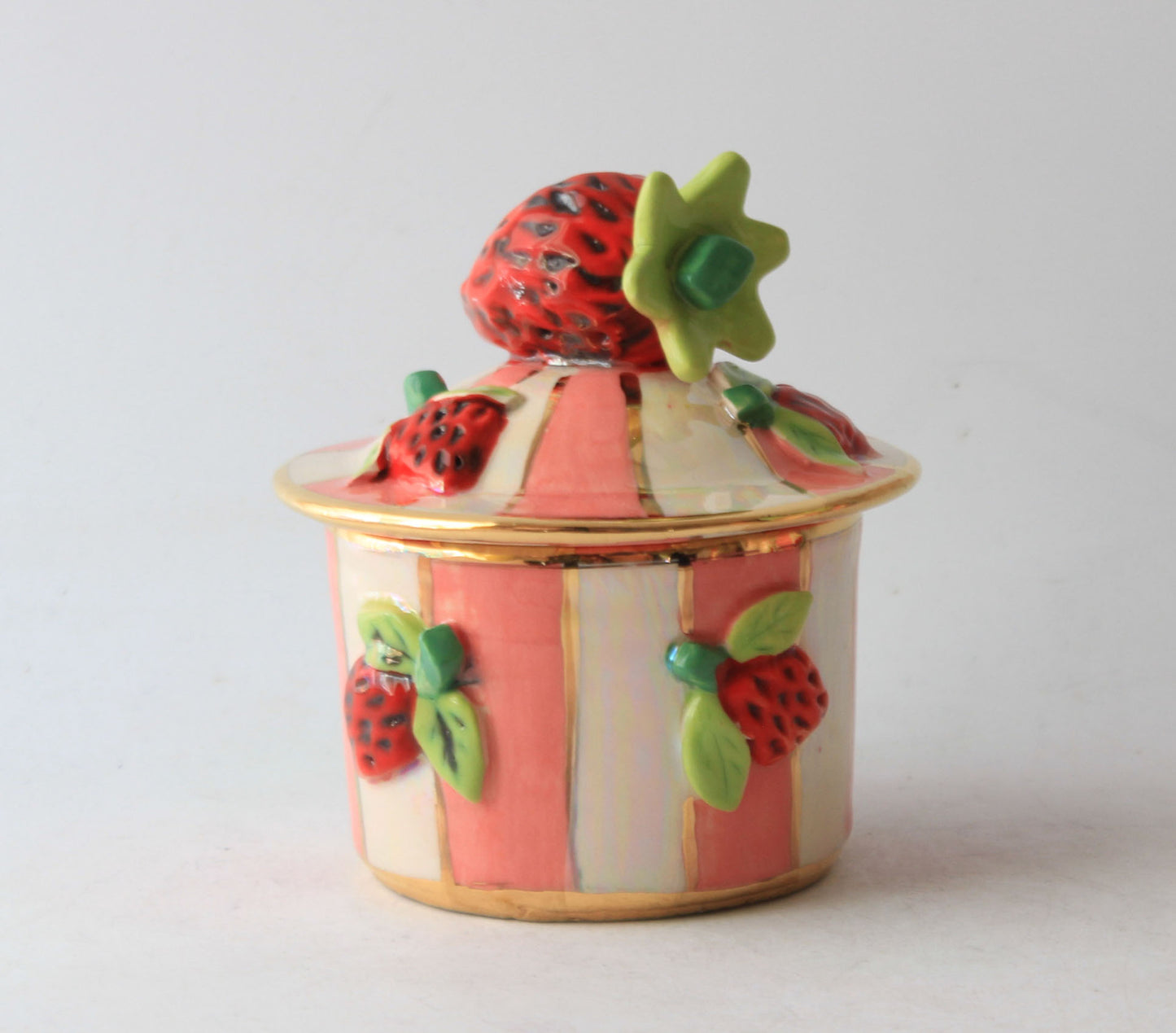 Tiny Strawberry Pot Stripes