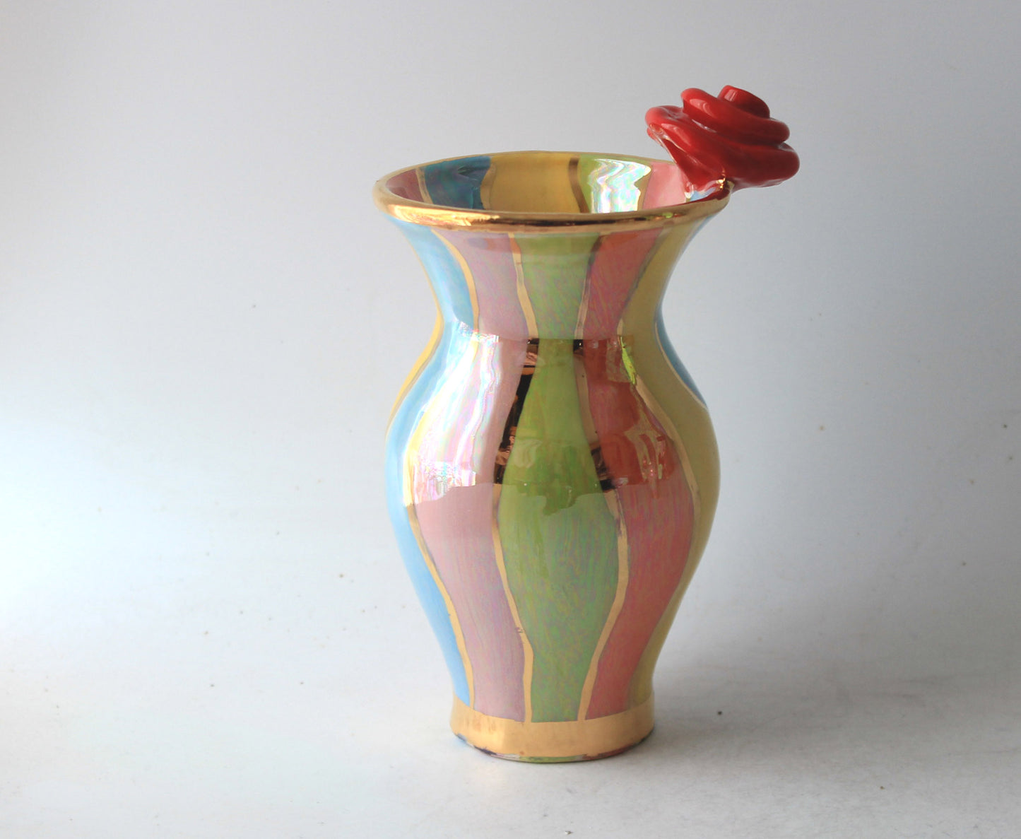 Tiny Vase Wavy Pastel Stripe