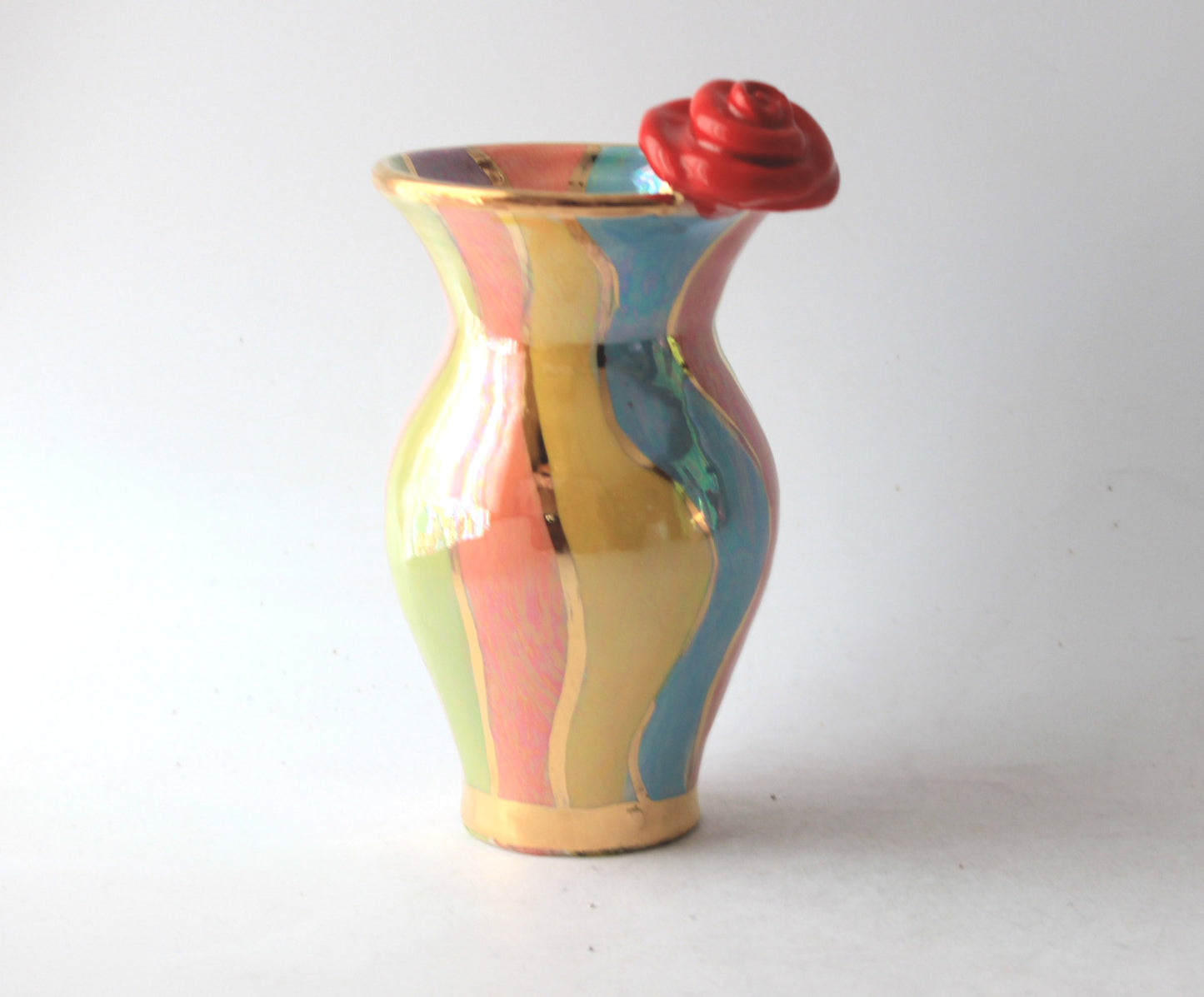 Tiny Vase Wavy Pastel Stripe