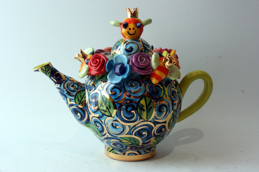 Bee Teapot Blue Rosebush - MaryRoseYoung