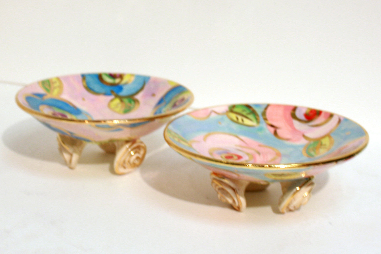 Rose Footed Dish Blue/Pink Roses - MaryRoseYoung