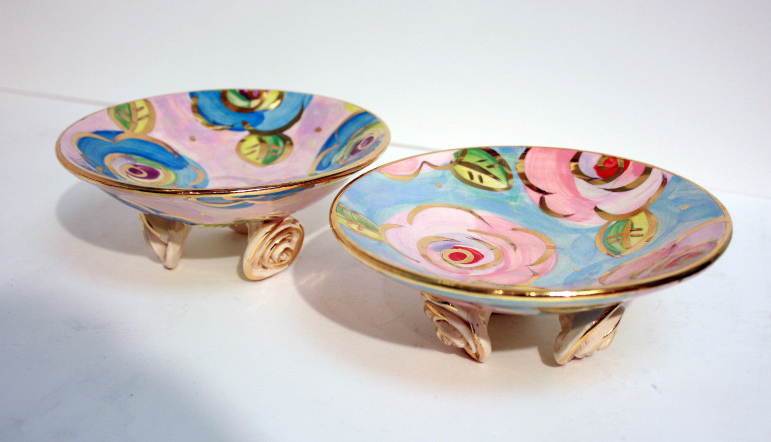 Rose Footed Dish Blue/Pink Roses - MaryRoseYoung