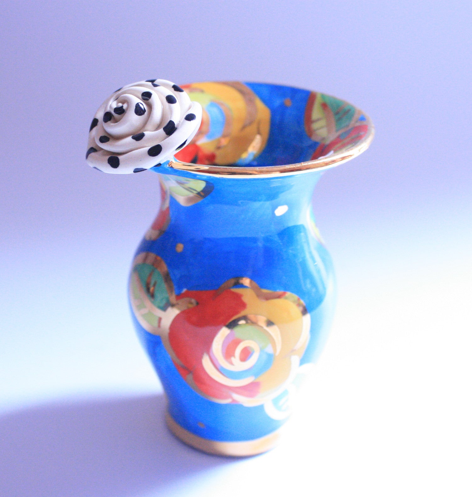 Tiny Rose Edged Vase Blue Rose - MaryRoseYoung