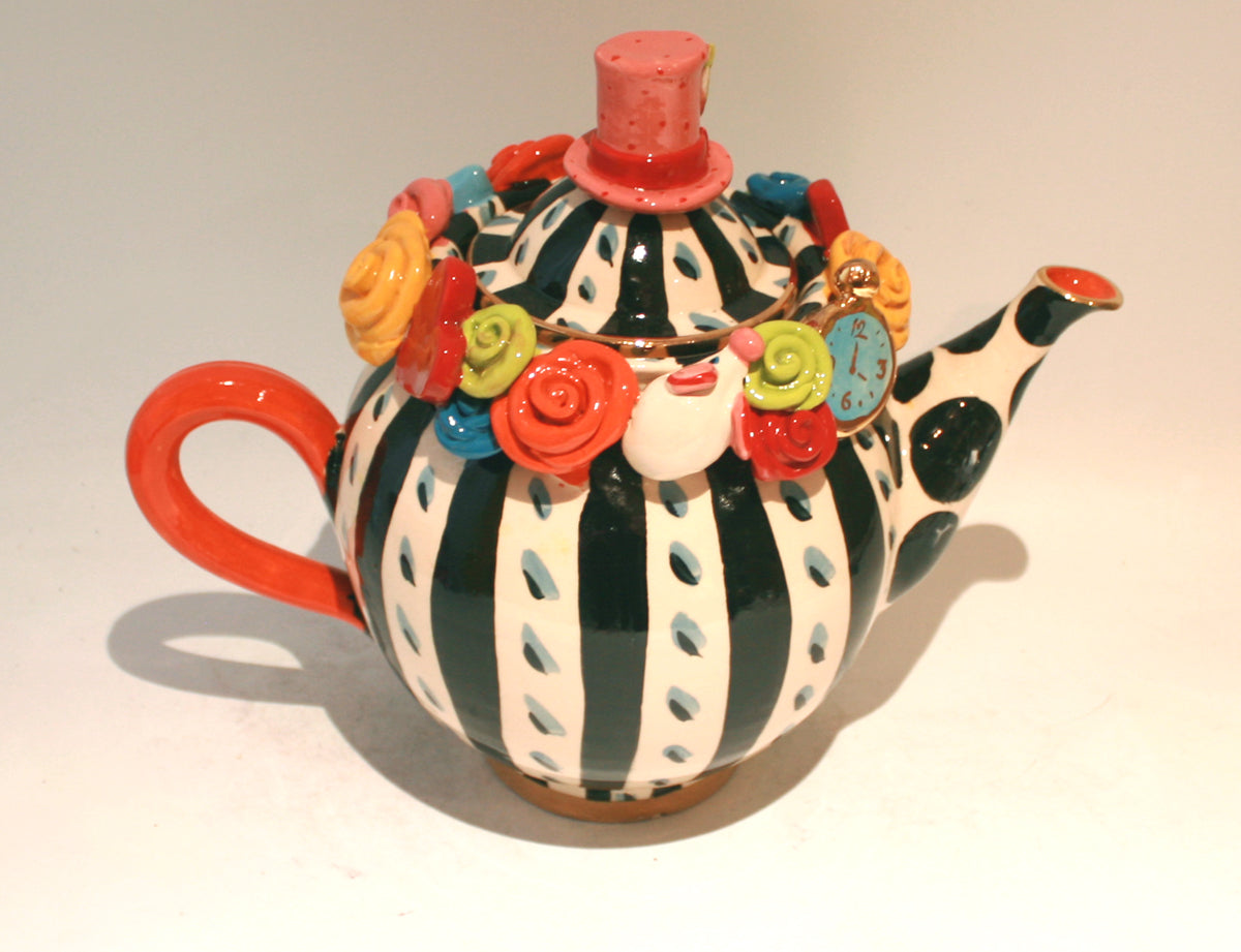 Mad hatter high quality tea pot