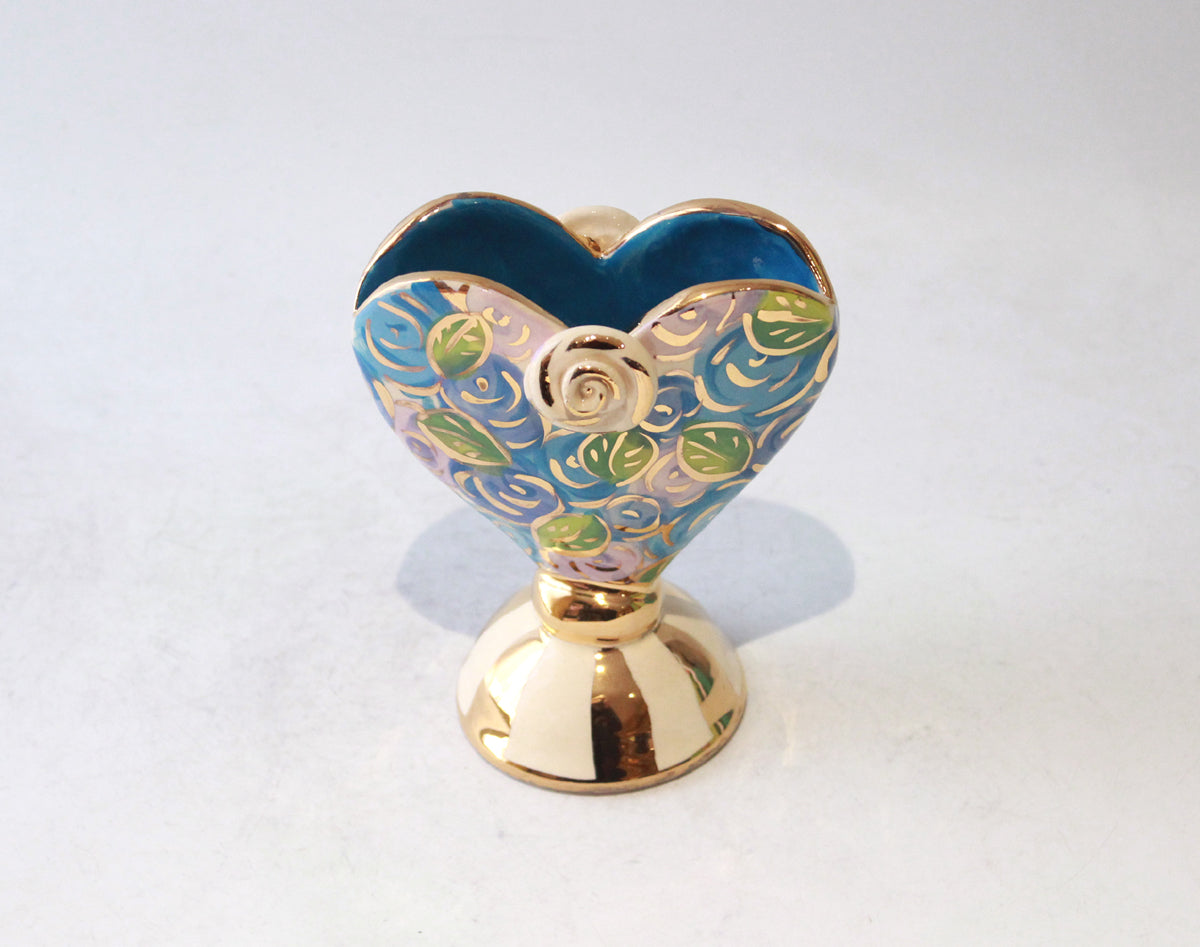 Baby Heart Vase in Blue Rosebush