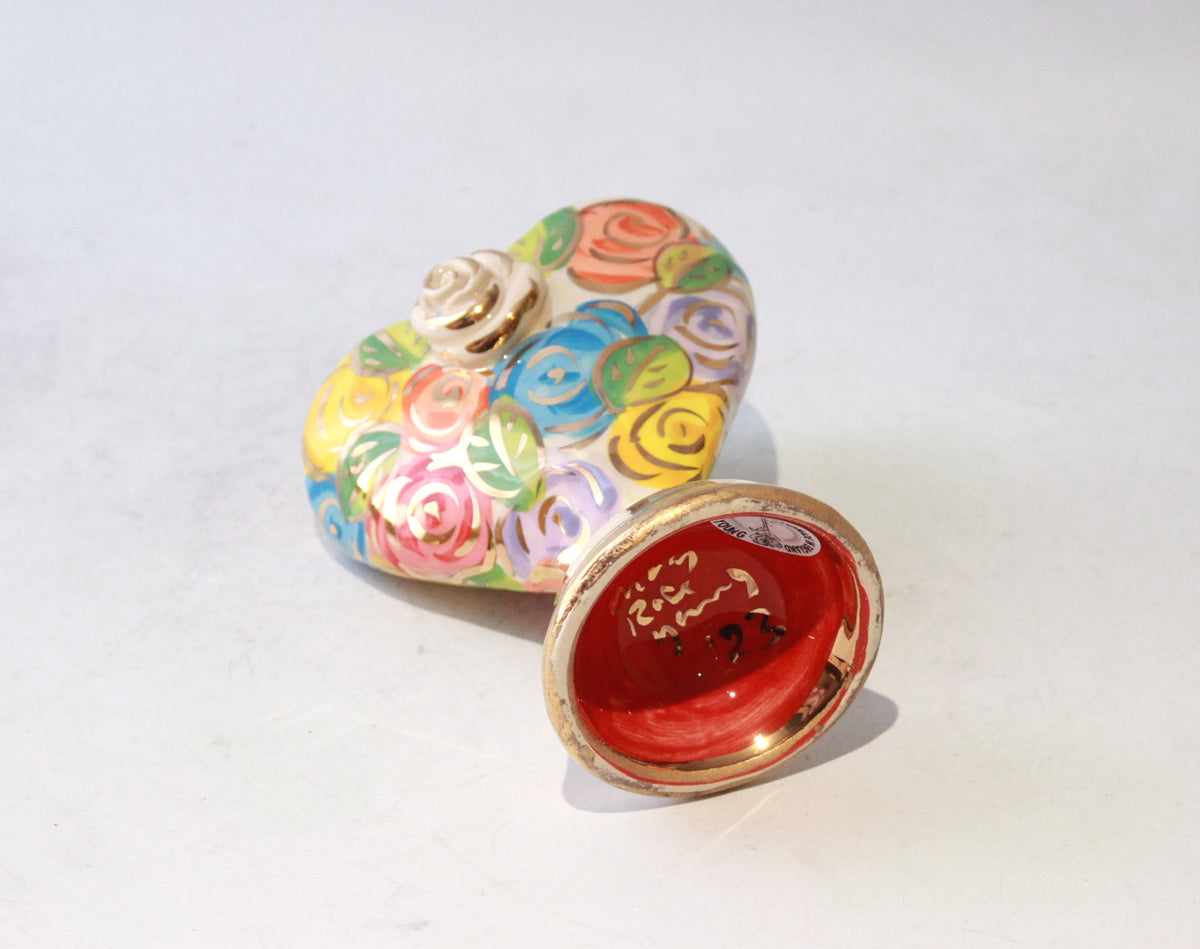 Baby Heart Vase in Multicolour Rosebush