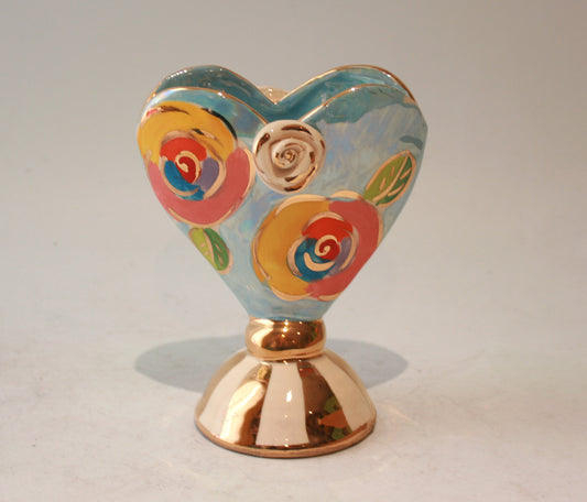 Baby Heart Vase in Lustred New Rose Blue
